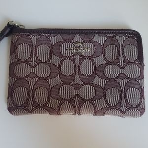 Coach corner zip wristlet- new